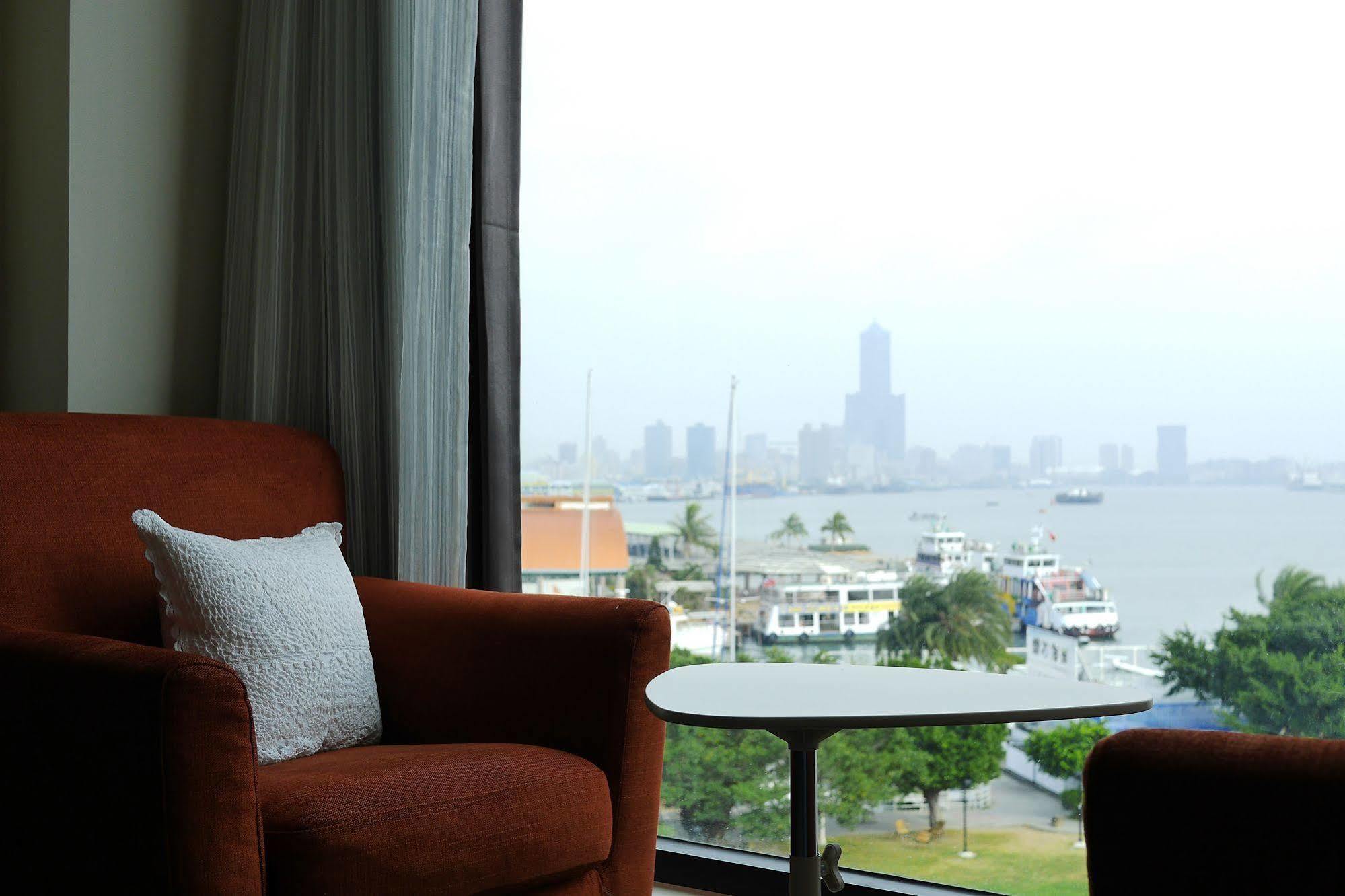 Watermark Hotel - Sizihwan Kaohsiung Extérieur photo